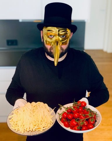 WELCOME TO 'CLAPTONE'S QUARANTINE CANTEEN'